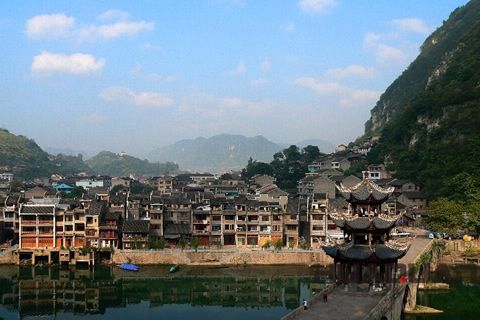 『隨華全，觀天下』 ——走進(jìn)鎮(zhèn)遠(yuǎn)