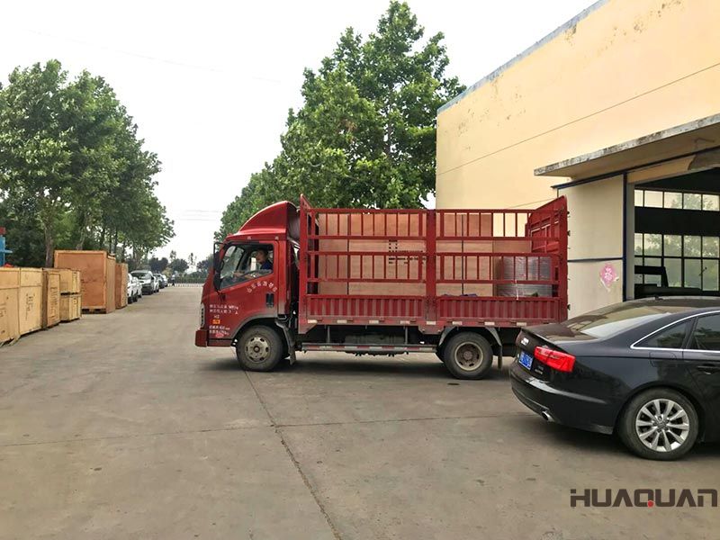 6.10號，山東省濰坊孫先生的這臺HQ350GF自動化發電機組送貨上門