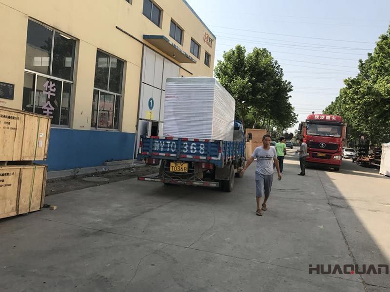 濰坊的王先生訂購的200KW移動靜音拖車發電機組在6.14號，送貨上門