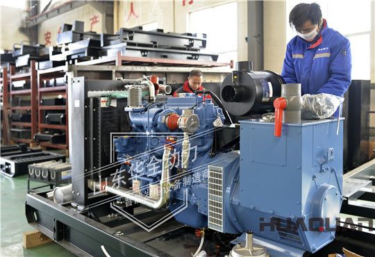 大雪紛飛慶來年，加緊生產(chǎn)迎新年，華全發(fā)電機(jī)組有序生產(chǎn)中