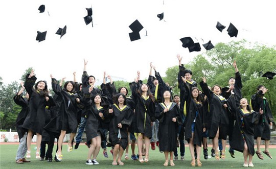 無奮斗，不青春！華全人用自己的方式迎接五四青年節！