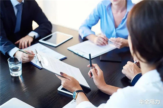 客戶參觀完華全數(shù)字化工廠，當(dāng)場簽訂600kw發(fā)電機組合同